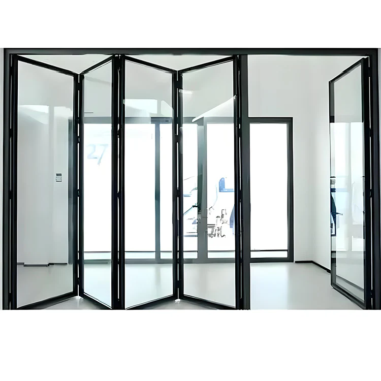 現代の建築においてアルミニウム製折戸が人気がある理由は何ですか?